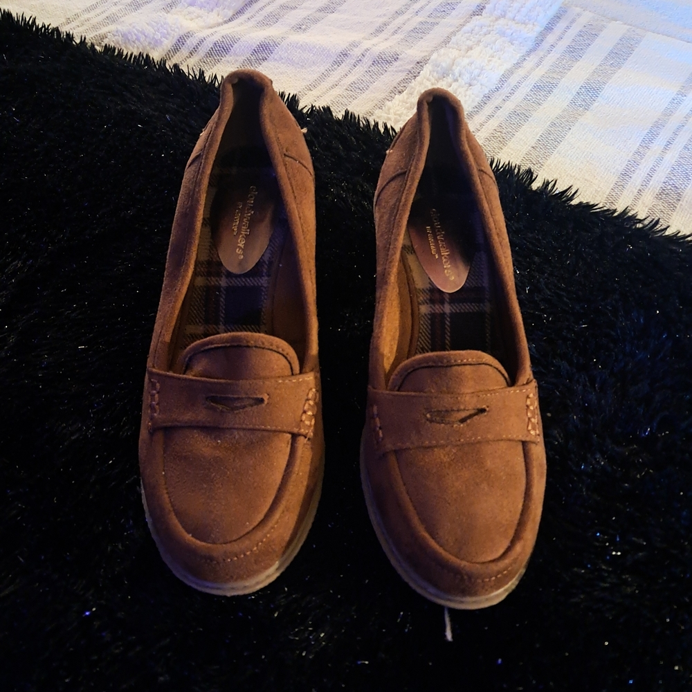 Avenue Brown Suede Loafers